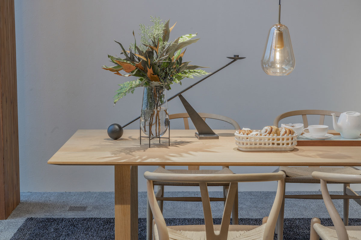 CARL HANSEN & SON | CH24 WISHBONE CHAIR ウォールナット/ブラックペーパーコード