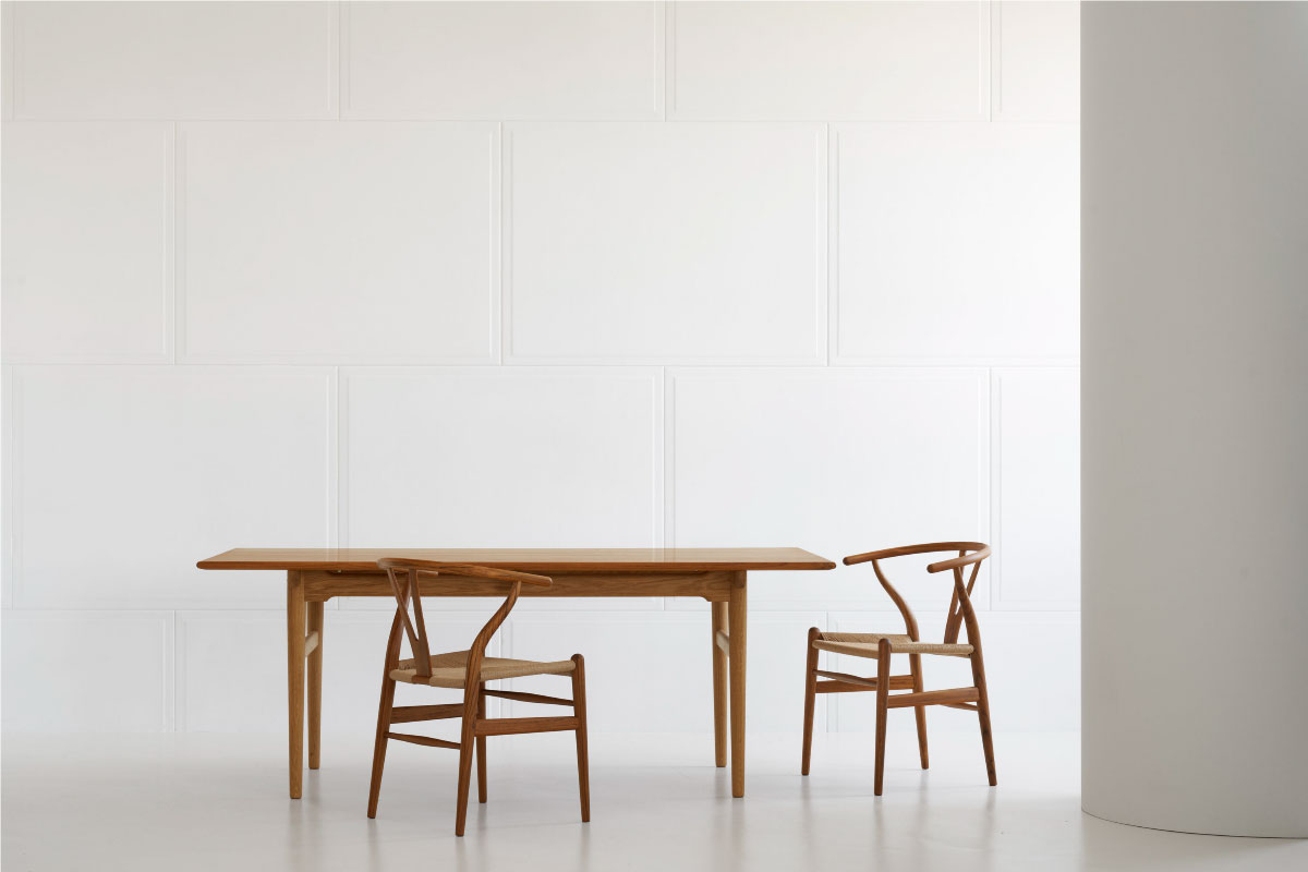 CARL HANSEN & SON | CH24 WISHBONE CHAIR ウォールナット/ブラックペーパーコード