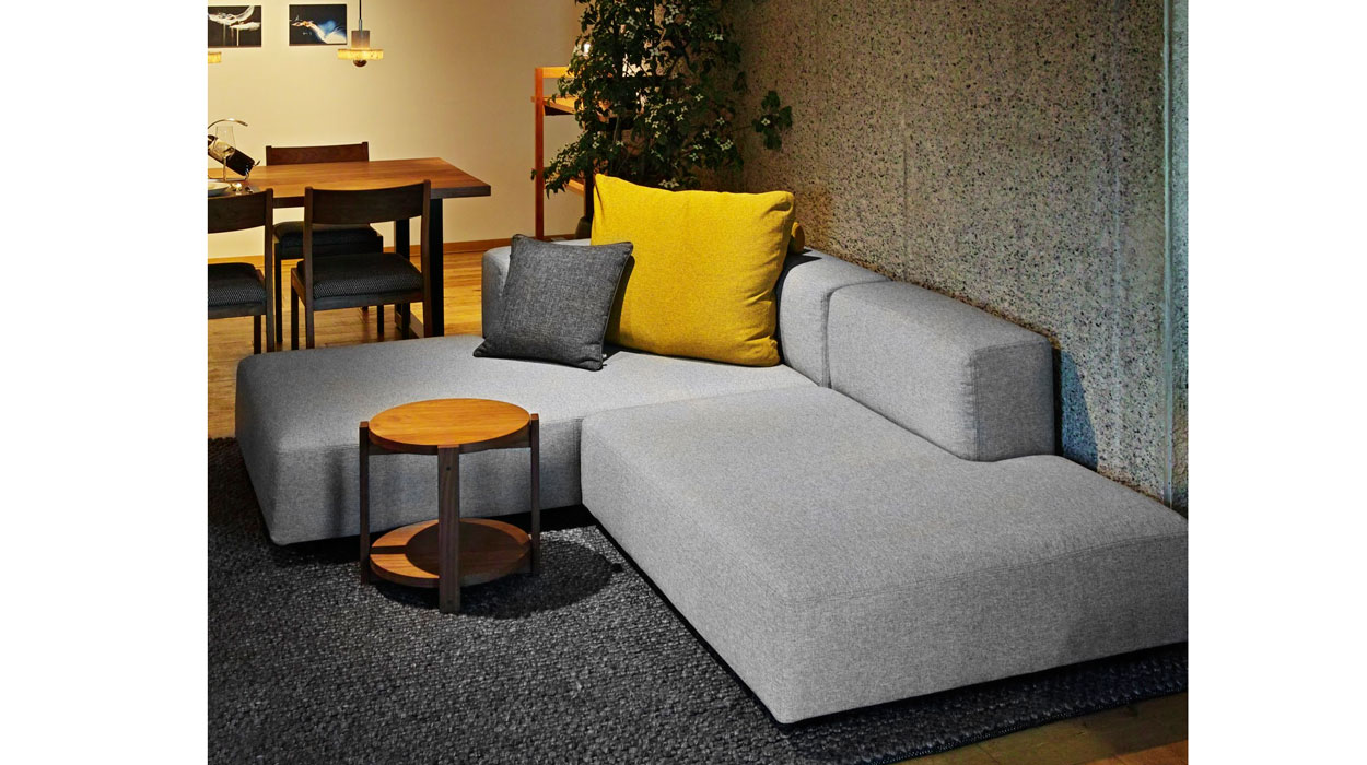 CUSHION C-TYPE W100 × H60cm