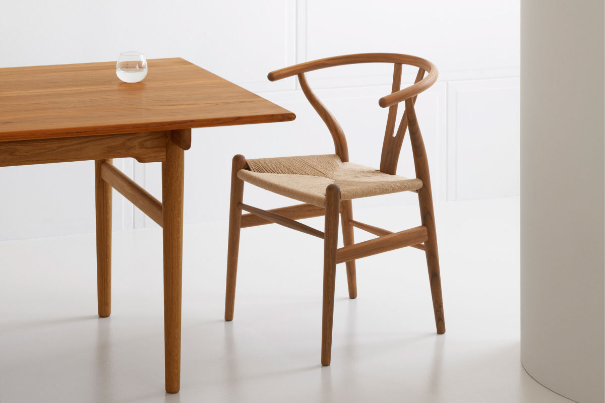 CARL HANSEN & SON | CH24 WISHBONE CHAIR ウォールナット/ブラックペーパーコード