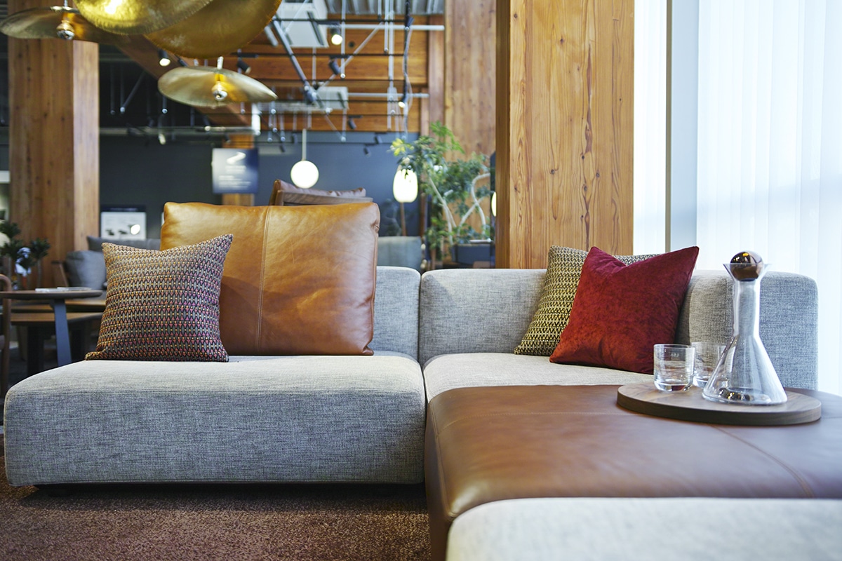 CUSHION C-TYPE W100 × H60cm