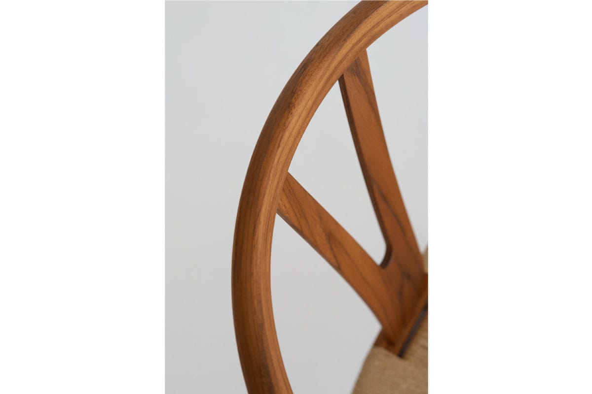 CARL HANSEN & SON | CH24 WISHBONE CHAIR ウォールナット/ブラックペーパーコード